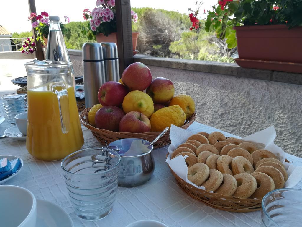 Bed and Breakfast Andrea E Valentina С'аркітту-Кульєрі Екстер'єр фото