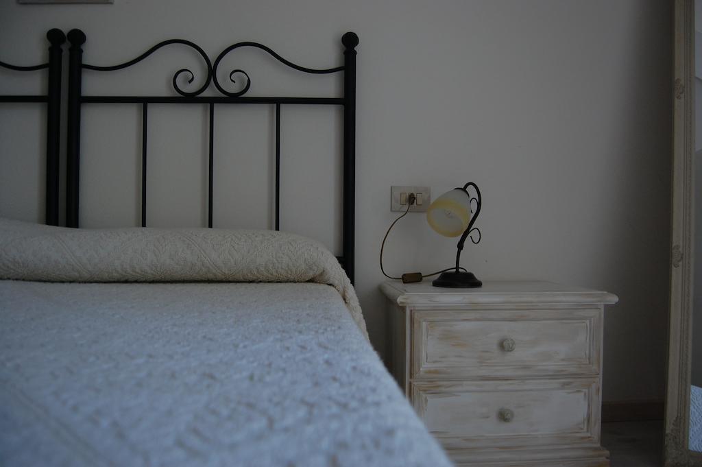 Bed and Breakfast Andrea E Valentina С'аркітту-Кульєрі Номер фото